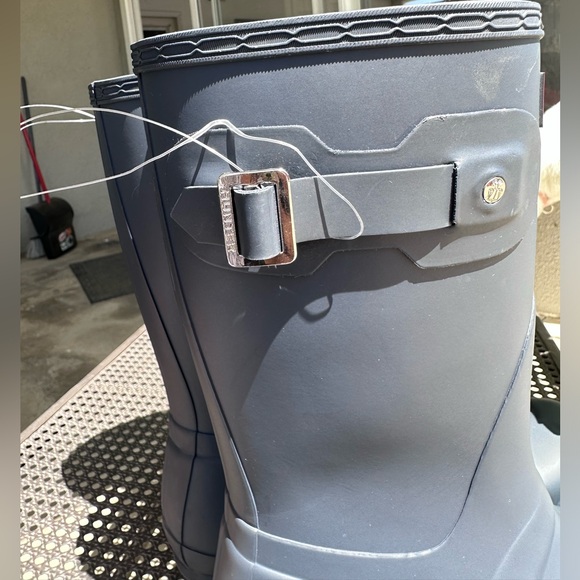 Hunter Navy Short Rain Boots - Picture 6 of 10